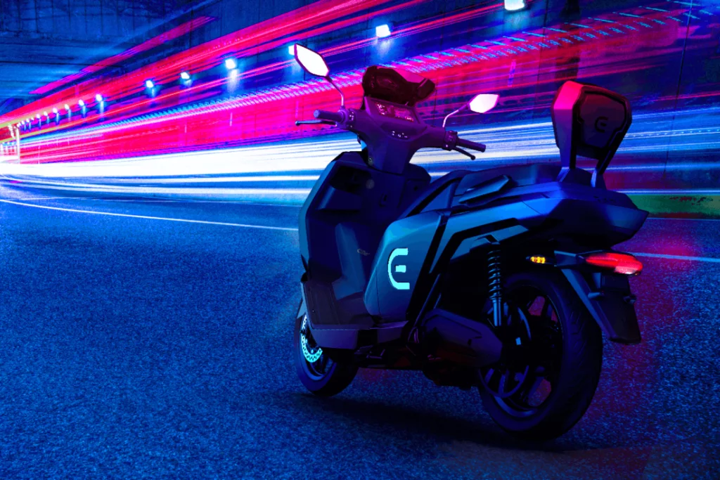 Red Electric E : le scooter électrique moderne et puissant - www.heavybull.com