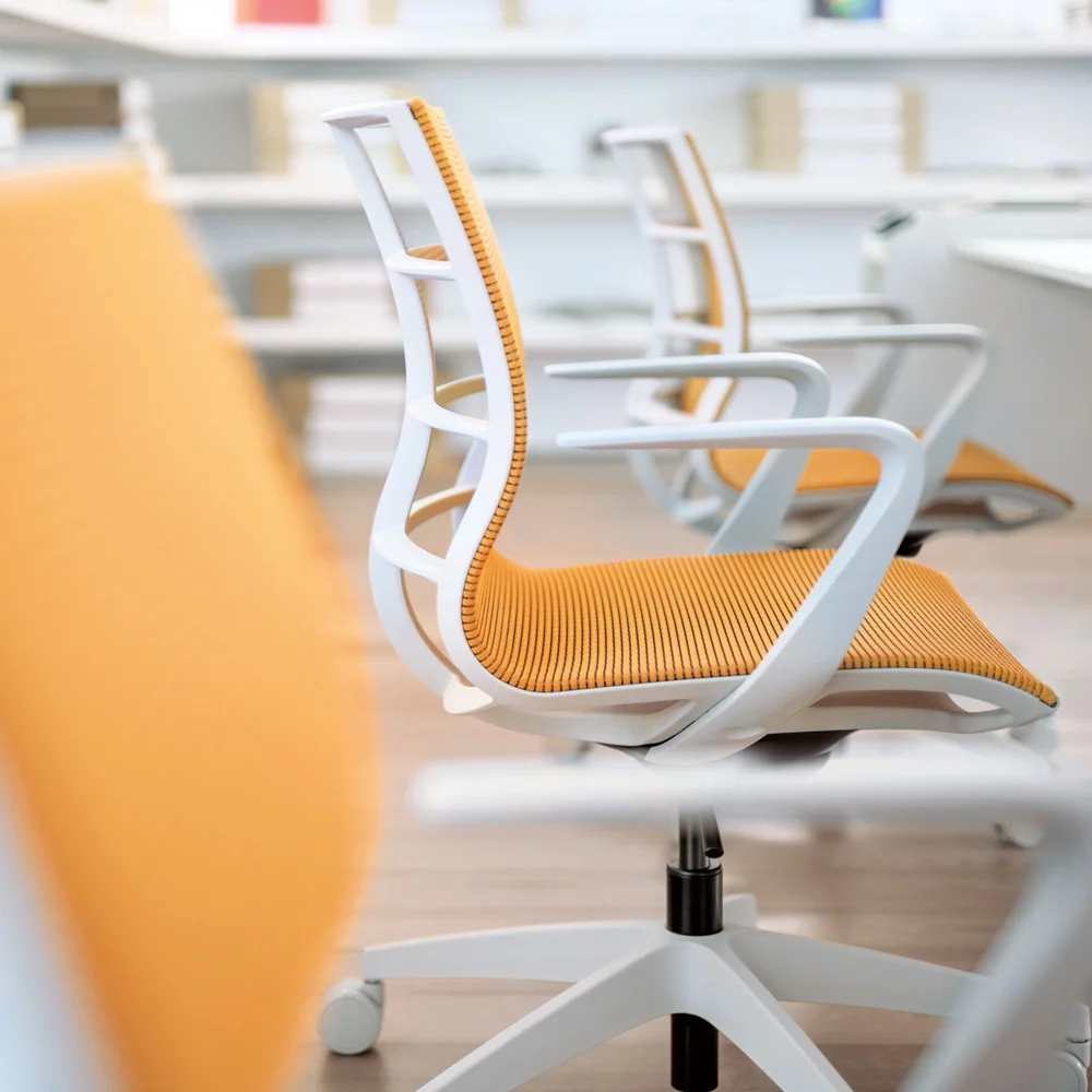Sélection des meilleurs fauteuils de travail en 2021 - www.heavybull.com