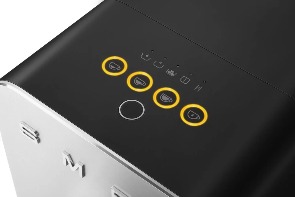 Smeg se lance dans les machines à café automatiques avec broyeur à grain - www.heavybull.com