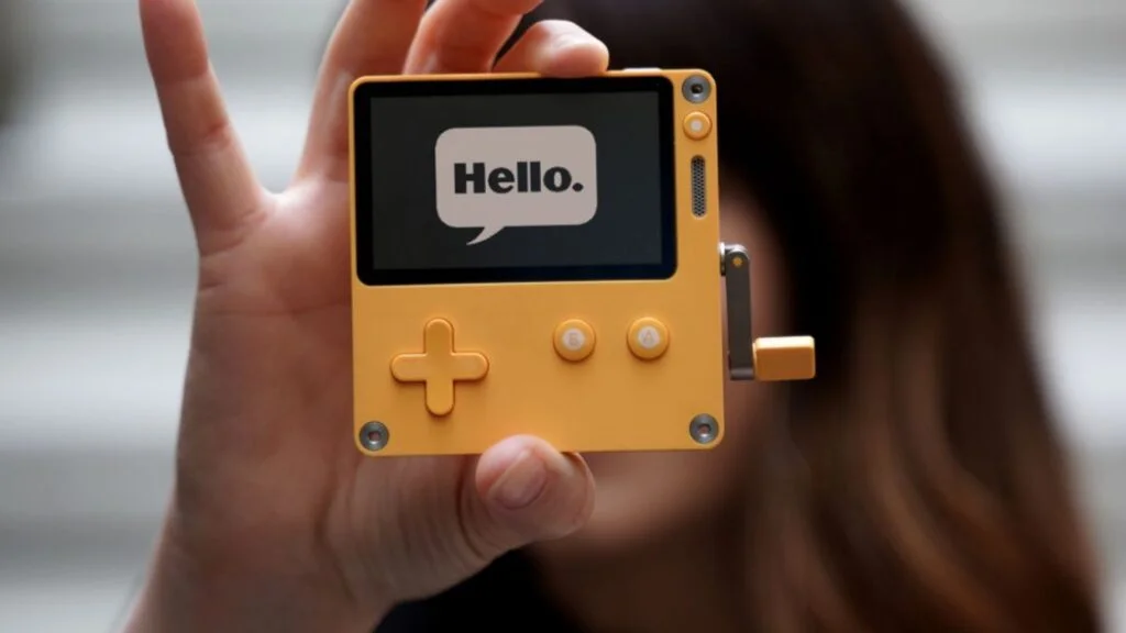 Playdate : La console rétro est bientôt en précommande - www.heavybull.com